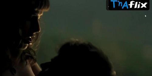 Miniatura de Laura Grandinetti Sexy Scene in Tafi Viejo, Verdor Sin Tiempo