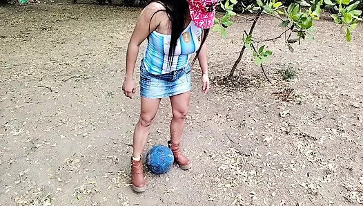 Miniatura de El americano es un experto en hablar español y follar putas latinas que encuentra en los Ee. UU.