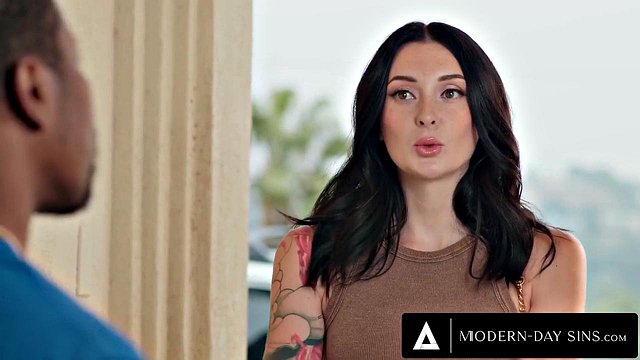 Miniatura de Stepsis Teases Husband Before Anal (Charlotte Sins, Isiah Maxwell)