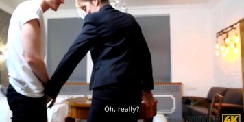 Miniatura de TUTOR4K. Prankster hides tutors glasses and nicely fucks mature woman (Janine Hard)