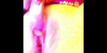 Miniatura de Brunette MILF Solo Masturbation Close-Up