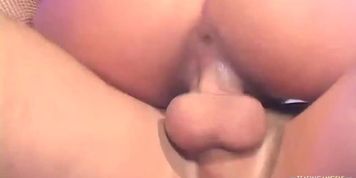 Miniatura de Getting into a threesome for the first time made these brunettes feel very good