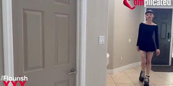 Miniatura de Gia & JonJon Family Reunion Sex Tape: Cheating Uncle Gets Deep Throat Blowjob (Gia Dibella, Jon Jon, Magenta Lexx, bini orang, celine flordegin, dee lusion, emily wright, kelly sta