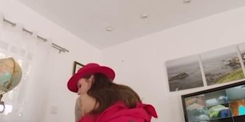 Miniatura de Cosplay Parody in POV VR (April Olsen)