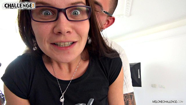 Miniatura de Big Tits Long-Haired Brunette Housewife Blowjob