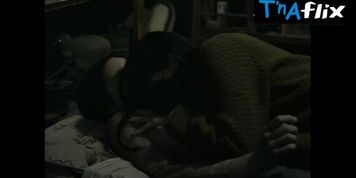 Miniatura de Monica Lairana Lesbian Scene in La Noche Adentro