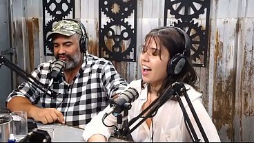Miniatura de Pareja bisexual liberal: ménage à trois y balanceo sin problemas - hazaña. Casal Bi Novinhos | PodTrocar T02EP15