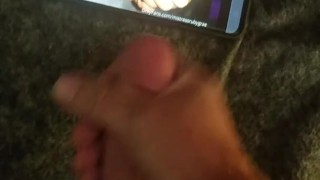 Miniatura de Jerking off to goddess rubygraes feet
