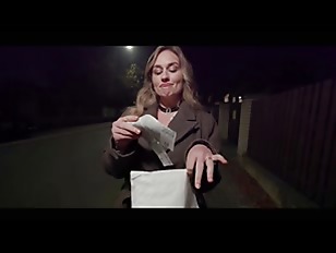 Miniatura de mature4k. milf with big tits gets the wrong order