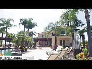 Miniatura de cheating vanessa vega has sneaky threesome with blindfolded husband & secret lovergcgdj