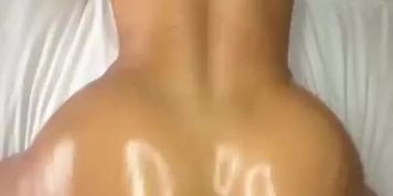 Miniatura de Esperanza Gomez Round 5 12 Inch Dick Make Latina Milf Wet