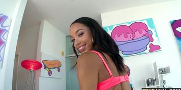 Miniatura de True Anal Alexis Taes First Anal Experience