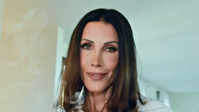 Miniatura de Beautiful Milf Double-Penetrated in Cumshot Frenzy