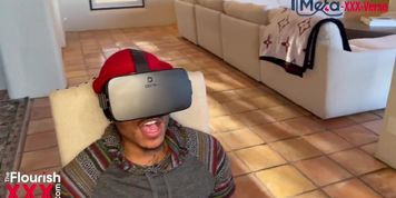 Miniatura de VR Episode 4: Interracial Intimacy (Hime Marie, Jovan Jordan, Maya Farrell, Nicole Doshi)