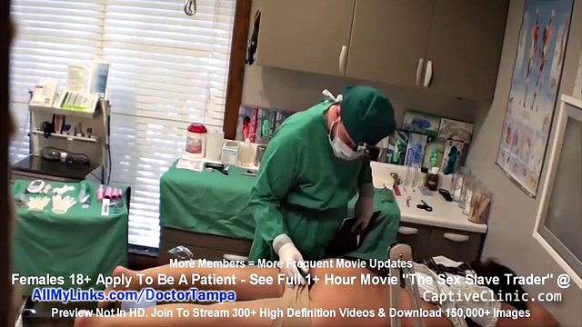 Miniatura de Doctor Tampa Buys Helena Price from BDSM Sex Slave Trader