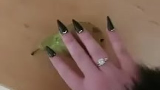 Miniatura de Weird nail fetish and pear ... Ellie Louise