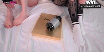 Miniatura de Alt Girls Play Spin the Bottle in POV