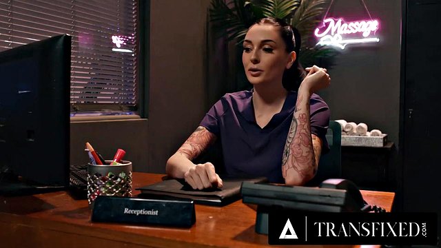 Miniatura de Busty Aubrey Kate Gets Deep Anal in Bolster Massage