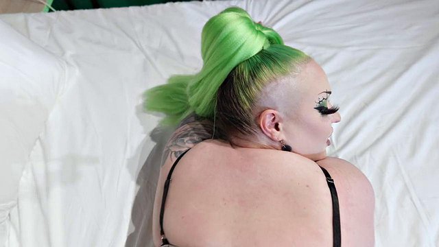 Miniatura de The Epic Aaron's First Anal Date with Nerdy Queen Nova