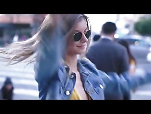 Miniatura de hipster chick needs anal sexy immediatelyh2z1