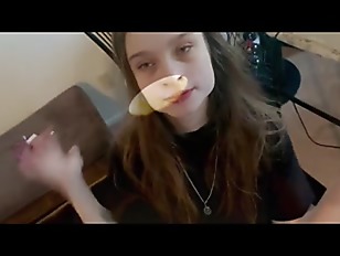 Miniatura de lesbian bestfriend sucks the rent out my dick