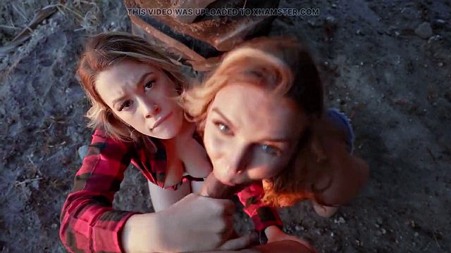 Miniatura de Lola Cheeks, Ashley Alexander & Zoey Uso's Lesbian Double Deepthroat Kiss Outdoors