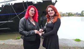 Miniatura de lody and trixy tatoo french mature whore in a hot ffm trio