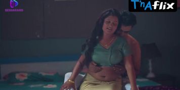 Miniatura de Gurmeet Kaur Lesbian, Bikini Scene in Akalmand Junglee