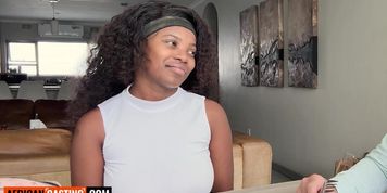 Miniatura de You can unwrap your present... not even Xmas and Im generous with this shy BUSTY EBONY MILF