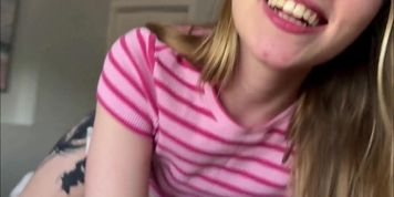 Miniatura de Tomboy Stepdaughter Tries Anal Therapy (Alex Adams)