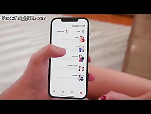 Miniatura de hot milf loves role play and sex actionshgenka