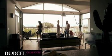 Miniatura de Passionate Encounter with a Brunette MILF