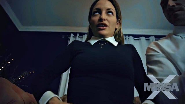 Miniatura de Kissa Sins Big Tits Lesbian Strapon