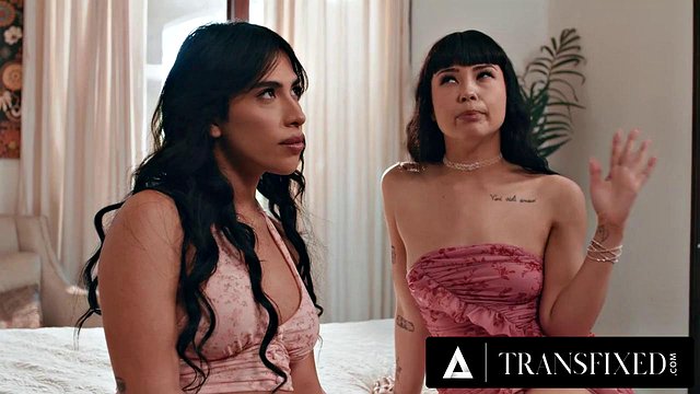 Miniatura de Avery Lust Cheats by Pounding Beca Barbie in Sizzling Trans Big Tit Hardcore Fuck