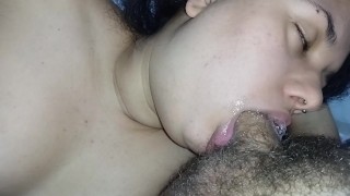 Miniatura de The bitch's blowjob goes deep on the hard cock, sucking and licking it to the core