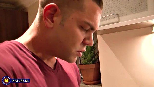 Miniatura de Brittany Bardot Bounces Her Big Tits While Juan Lucho Pounds Her in Hardcore Creampie Fuck