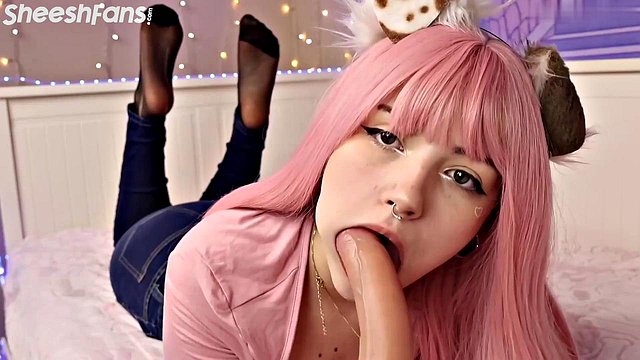 Miniatura de Charlotte Darling's Cosplay Morning Blowjob Close-Up