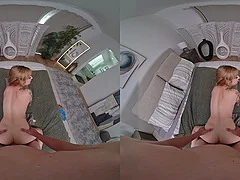 Miniatura de Stevie Moon’s Bath Surprise Anal