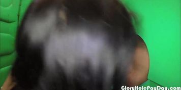 Miniatura de Latina swallows cum at construction site in public porta potty glory hole