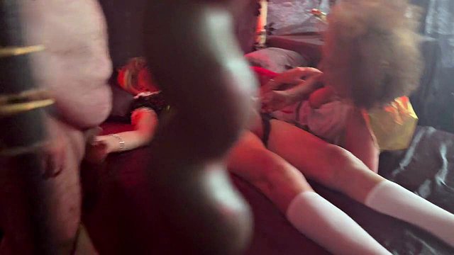 Miniatura de Lanista Bear and Maid Jane Harris 63 Probe Sex Slave in BDSM Trial