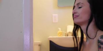 Miniatura de Brooke Lyn (DSC6-2) Threesome Golden Shower Blowjobs Deepthroat Fingering Facial
