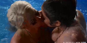 Miniatura de Pornstar Platinum Alura Jenson And Alix Lovell Pool Oral Se...