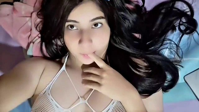 Miniatura de Small-Tits Latina Begs for Rough Anal Pounding