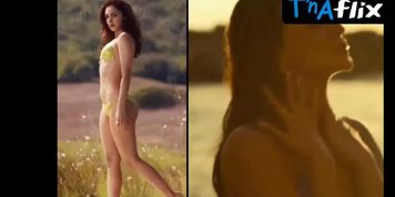 Miniatura de Kriti Sanon Lesbian, Butt Scene in Kriti Sanon, Kiara Advani Sexy In Kiara Advani And Kriti Sanon Lesbian Scene