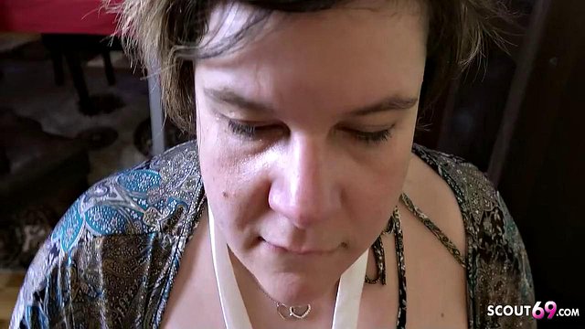 Miniatura de Ugly BBW Maid's Anal Threesome with German Mature Couple