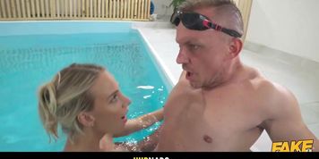 Miniatura de Hostel's Pool Is Perfect Place For Some Anal Sex - Nathaly Cherie (brickzilla ebony, katie cai, miss delta, nixlynka, reona kirishima)