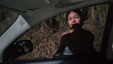 Miniatura de POV: RE- Cogiendo a morena perdida en la carretera en un barrio oscuro