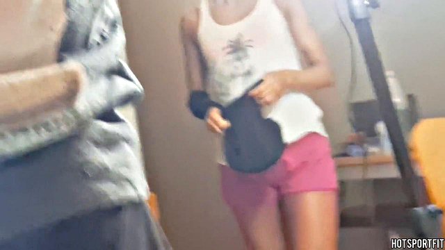 Miniatura de Latina Lesbian Ass Licking