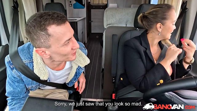 Miniatura de Big Tits MILF Jennifer Mendez Fucks Office Guy Charlie Dean
