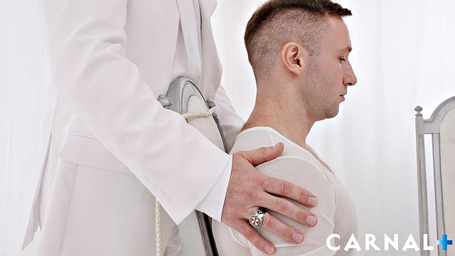Miniatura de Blindfolded Master Oz Daddy Miles Fallon Delivers Intense Bondage Session with Slick Oil, Toy Teasing